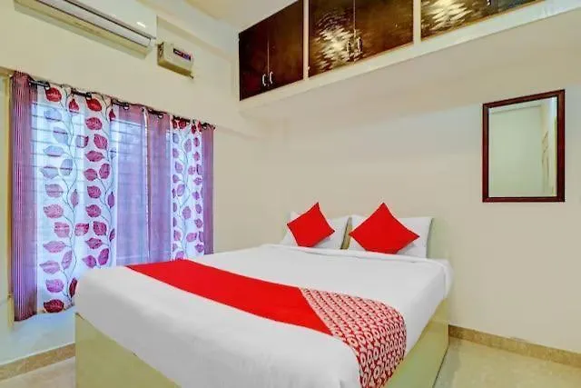 Flagship Eagle Heights Hotel Mysore 3*,